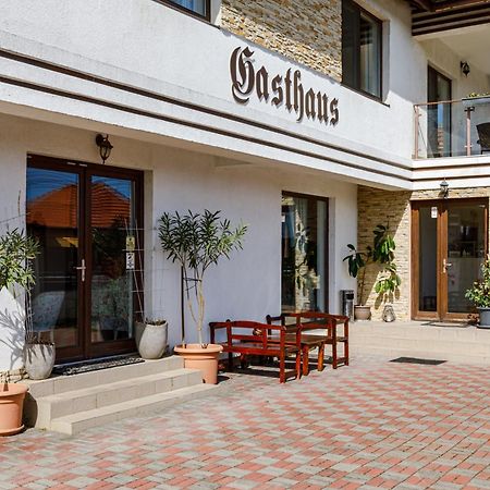 Gasthaus Sacalaz Hotell Timişoara Exteriör bild