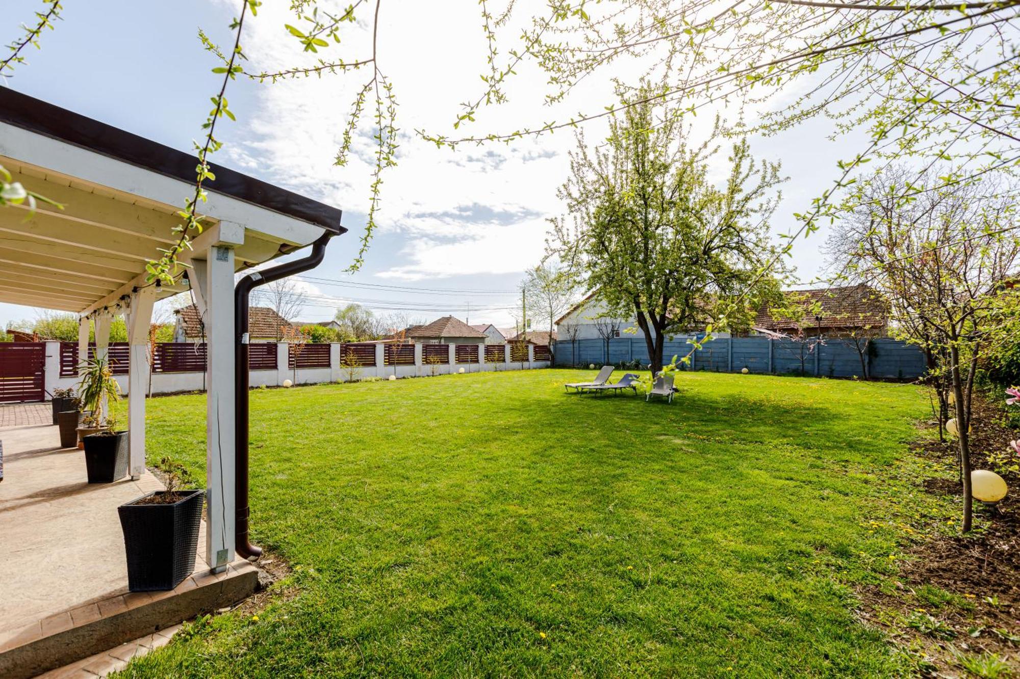 Gasthaus Sacalaz Hotell Timişoara Exteriör bild