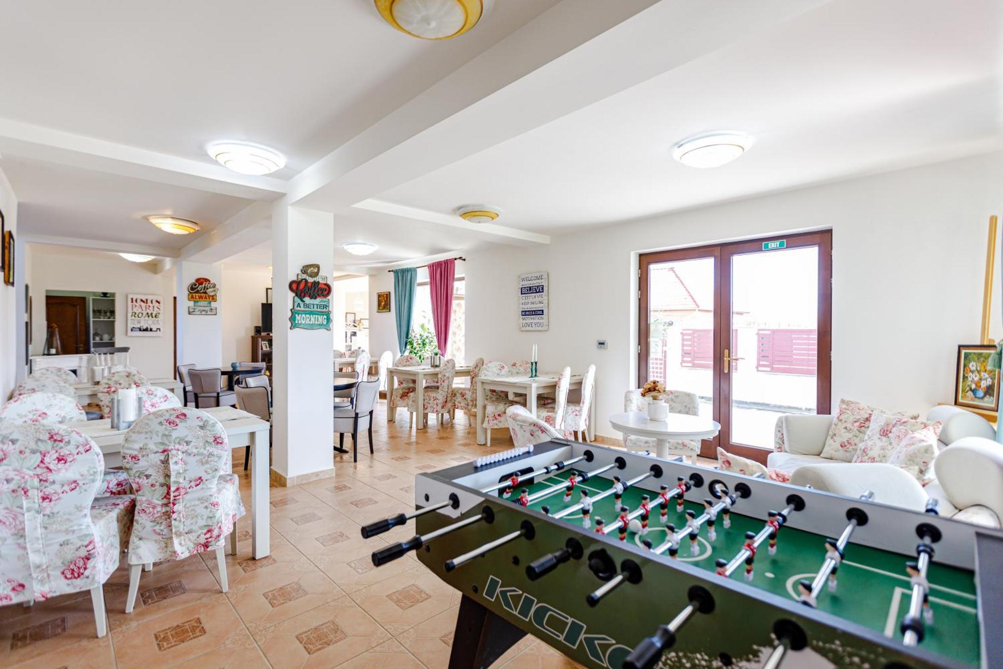 Gasthaus Sacalaz Hotell Timişoara Exteriör bild