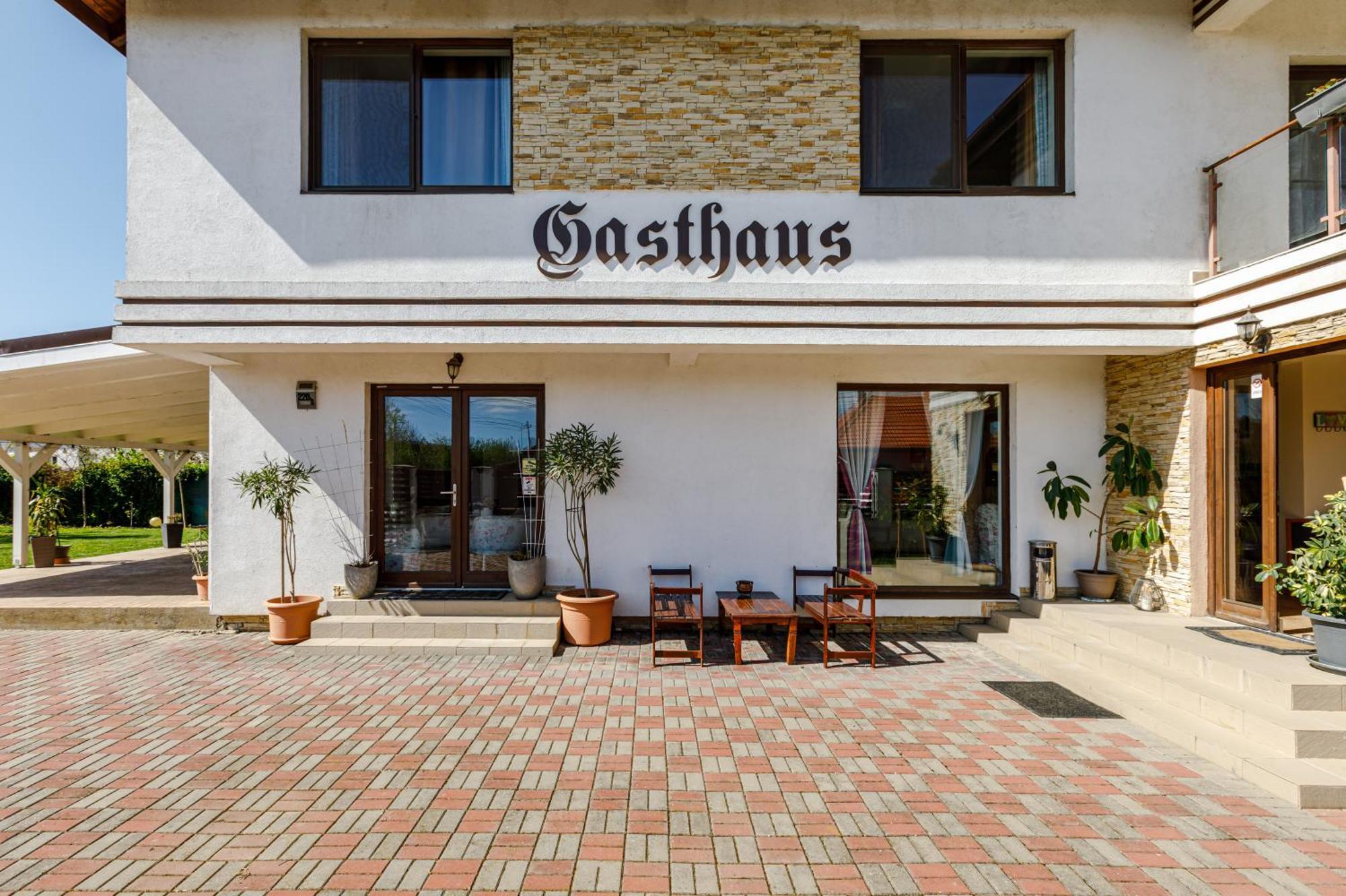 Gasthaus Sacalaz Hotell Timişoara Exteriör bild