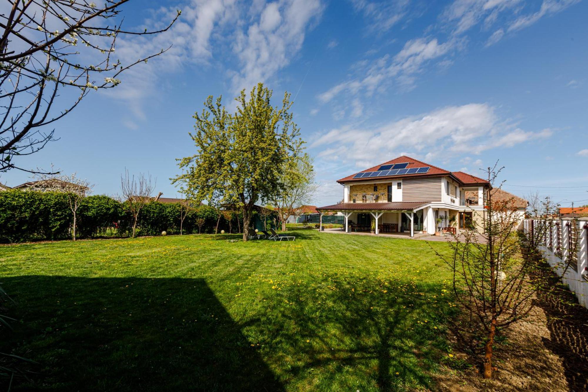 Gasthaus Sacalaz Hotell Timişoara Exteriör bild
